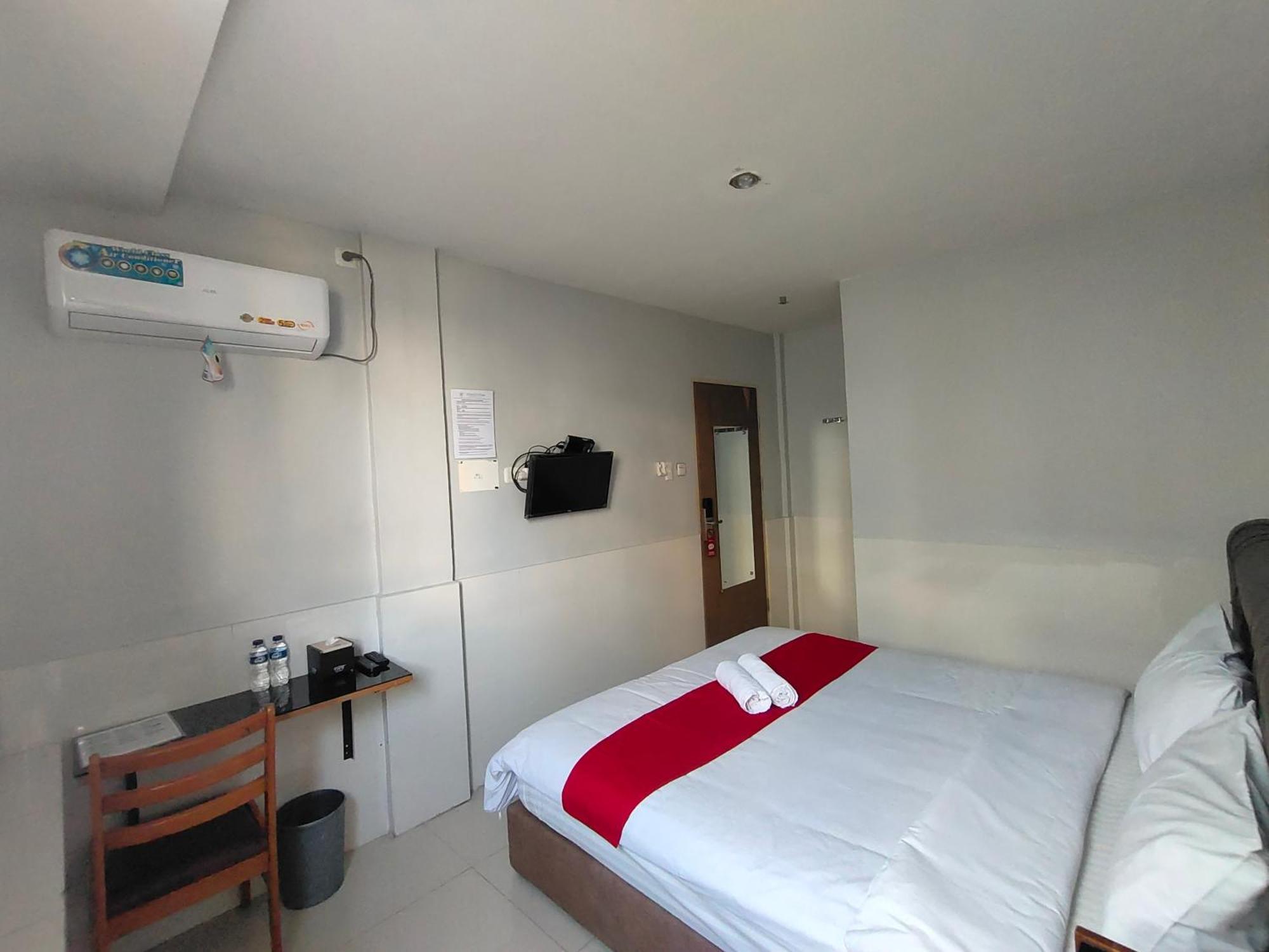 Permata Inn Medan Exterior photo